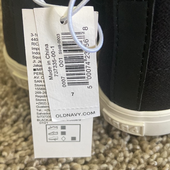 NWT Toddler Size 7 Old Navy High Top Shoes / Boots - Picture 5 of 6